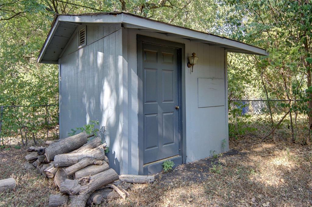 2024 Blake Avenue, Dallas, TX 75228