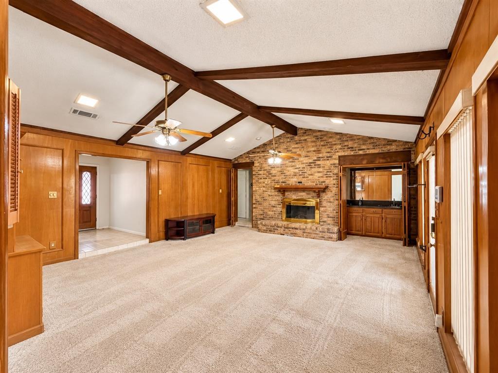 1128 Post Oak Lane, DeSoto, TX 75115