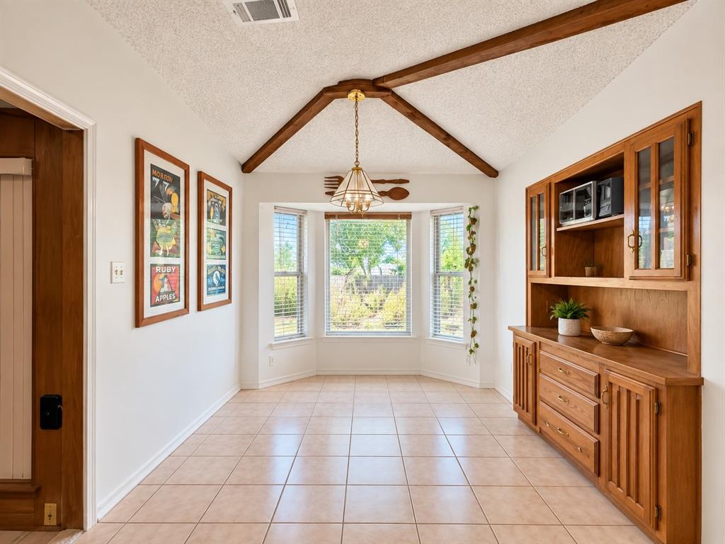 1128 Post Oak Lane, DeSoto, TX 75115