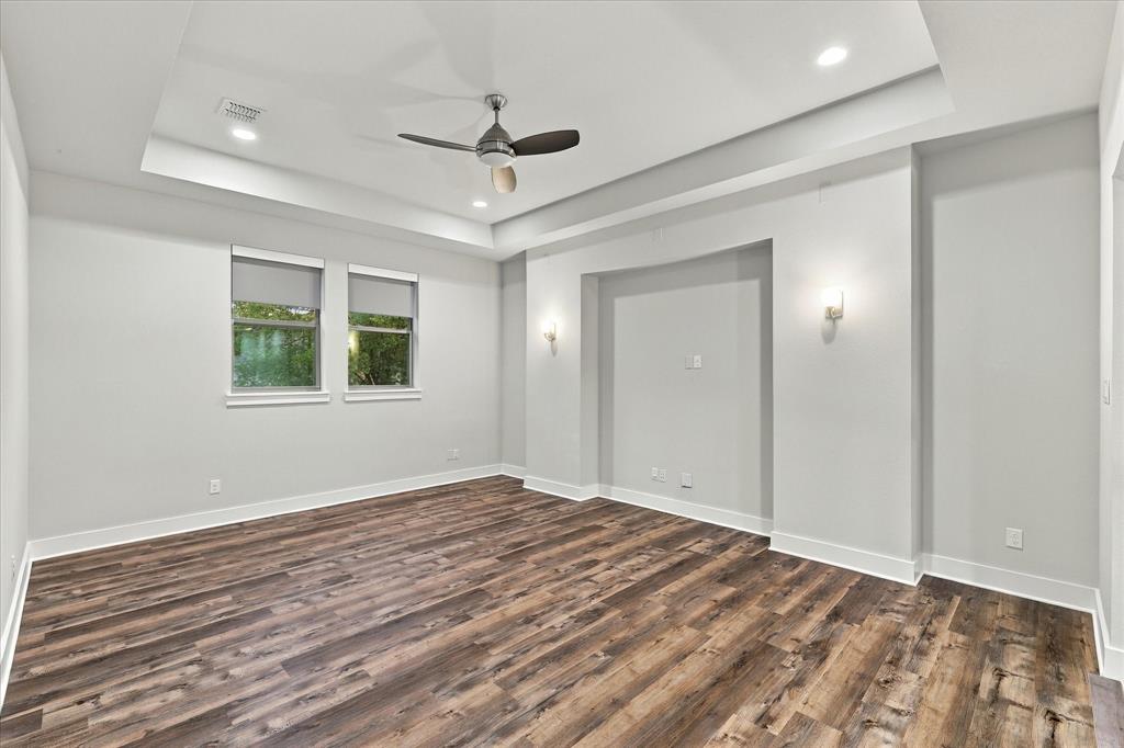 6251 Lakeshore Drive, Dallas, TX 75214