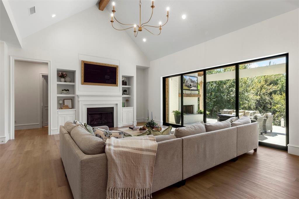 Vaulted ceiling and so much natural light