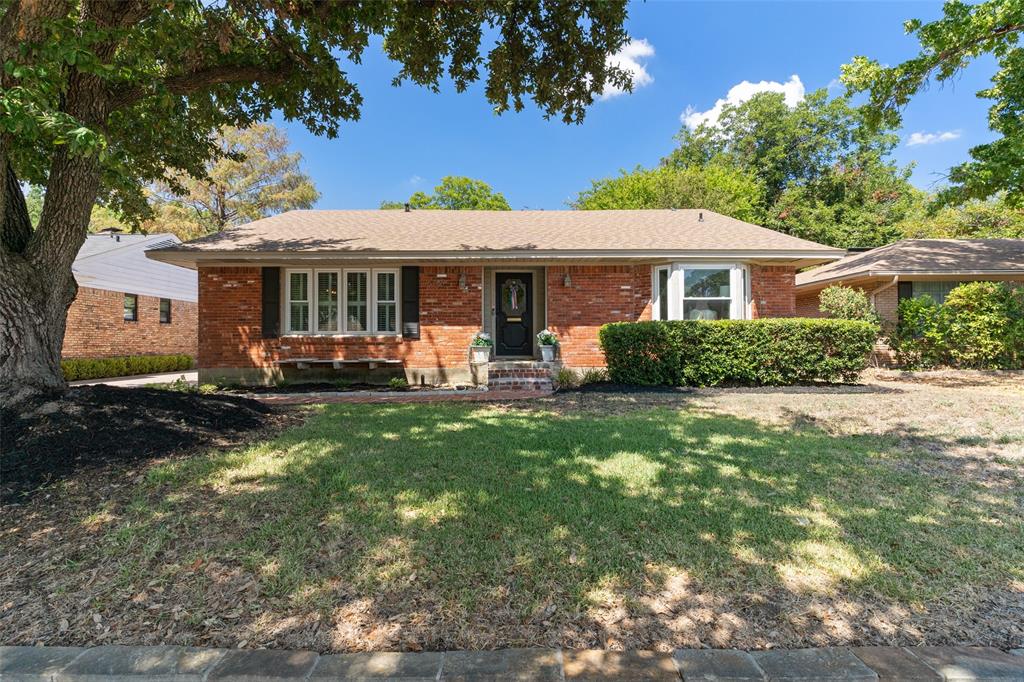 6759 E Mockingbird Lane, Dallas, TX 75214 6759 E Mockingbird Lane, Dallas, TX 75214