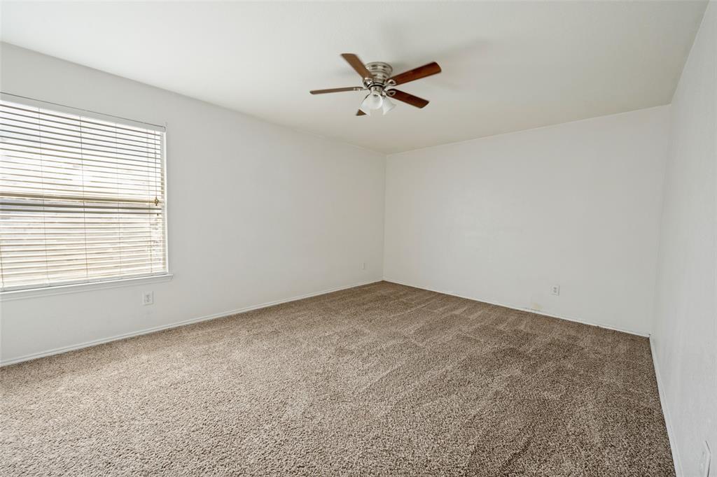 814 White Dove Drive, Arlington, TX 76017