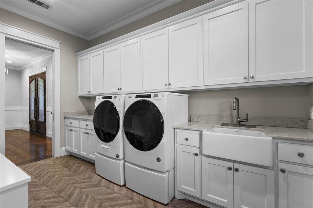 9030 Eustis Avenue, Dallas, TX 75218
