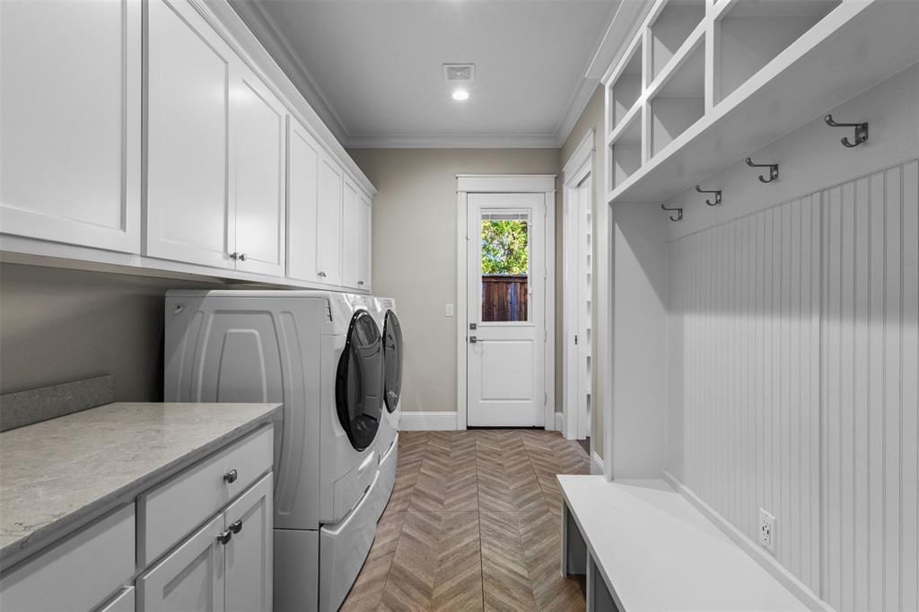 9030 Eustis Avenue, Dallas, TX 75218