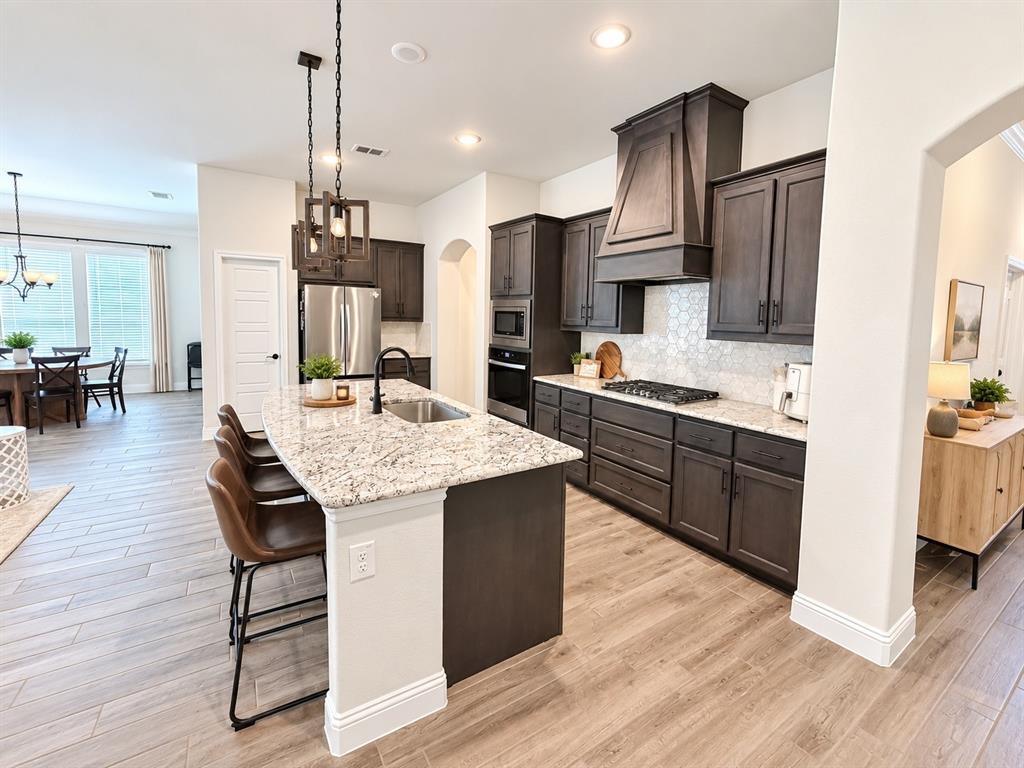 513 River Bank Court, Granbury, TX 76049