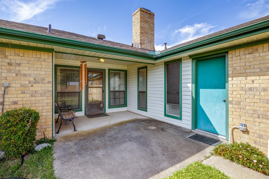 Great Patio in the backyard.  Perfect for cook outs or relaxing.