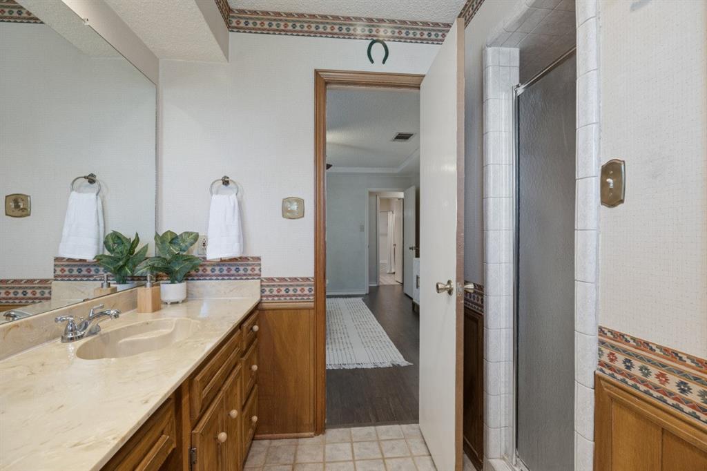 1721 Guildford Street, Garland, TX 75044