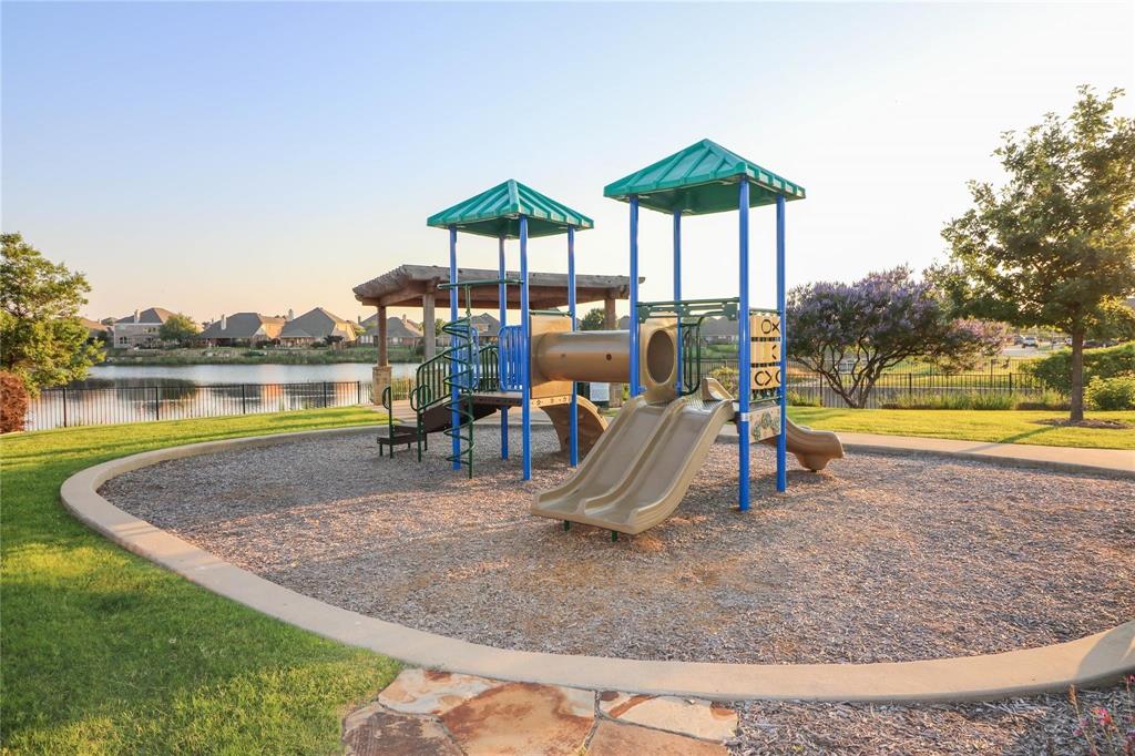 14225 Spitfire Trail, Fort Worth, TX 76262
