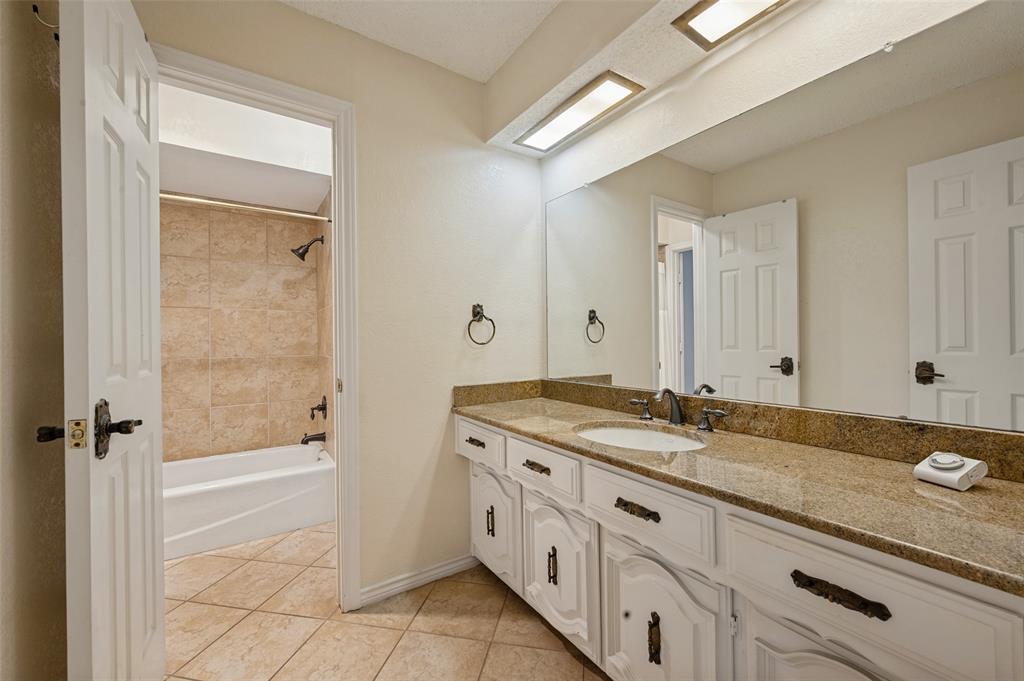 7333 Pleasant View Drive, Dallas, TX 75231