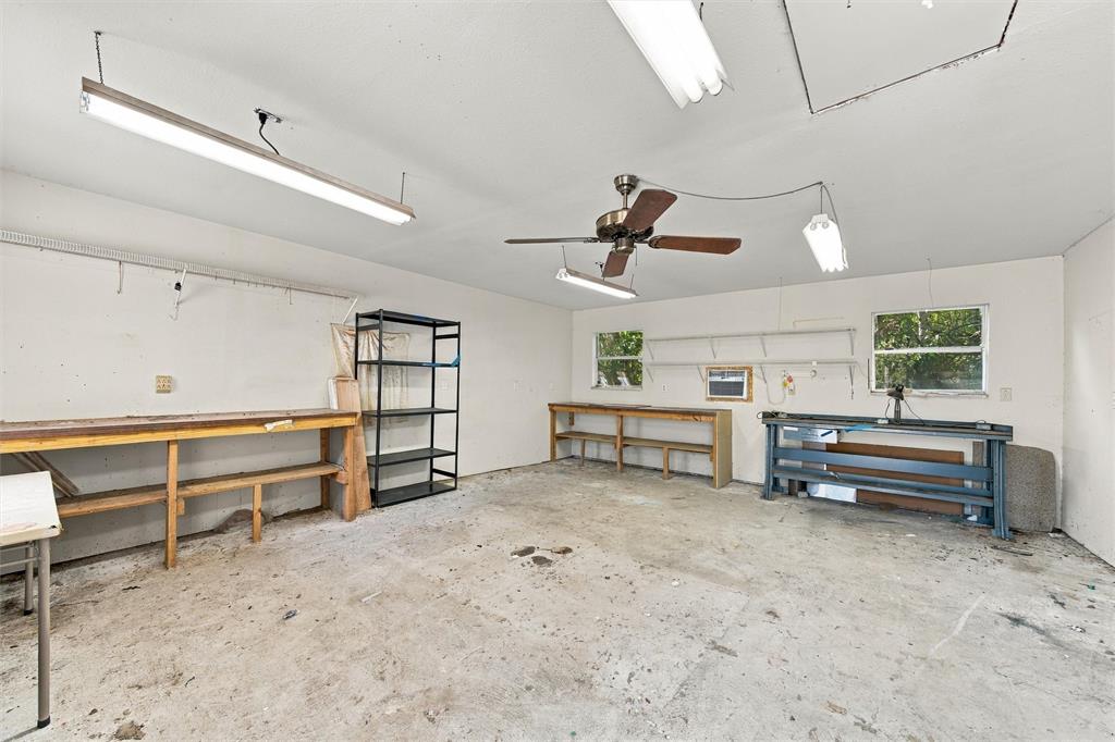 9325 Bryce Drive, Woodway, TX 76712