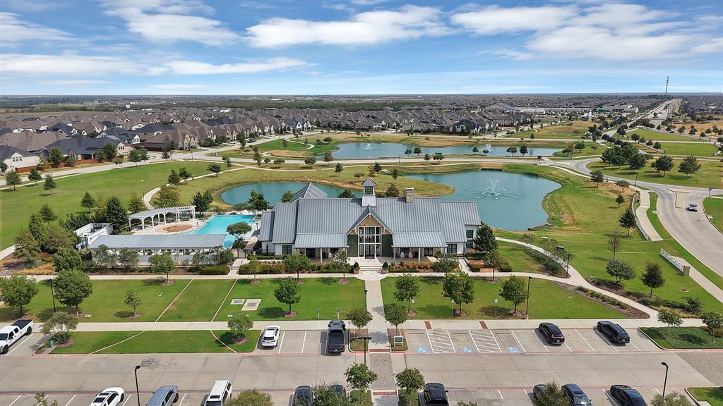 3817 Redbud Drive, Aubrey, TX 76227