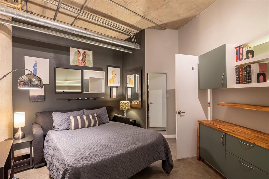 1001 Belleview Street, #707, Dallas, TX 75215