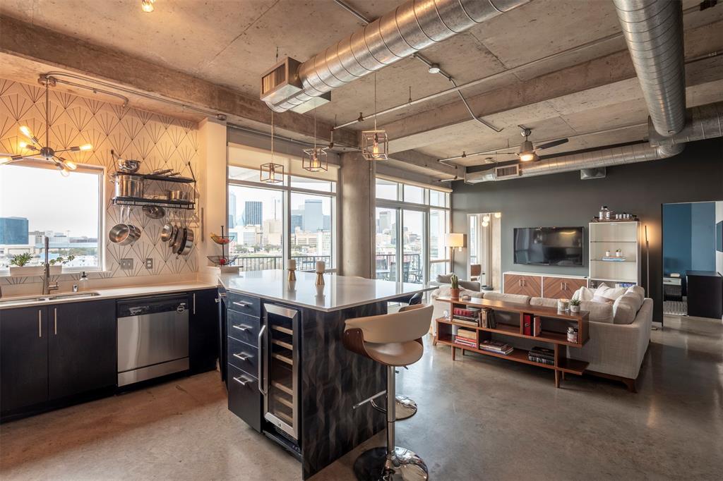 1001 Belleview Street, #707, Dallas, TX 75215