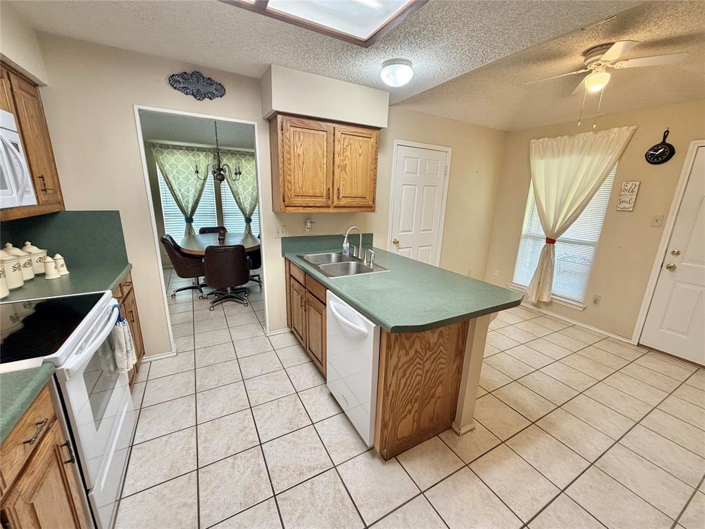 2406 Ridgeview Drive, Sachse, TX 75048