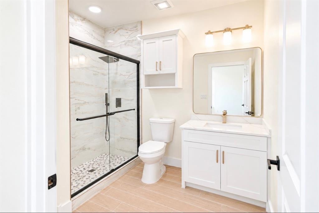 Primary Bedroom Bathroom Primary Bedroom Bathroom