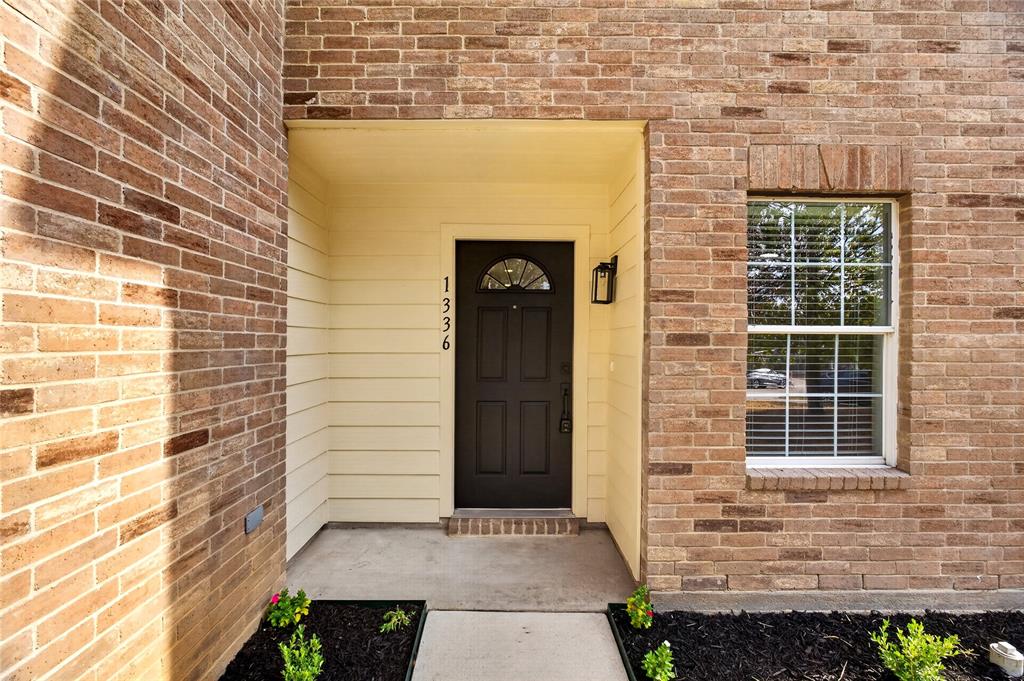 1336 Kiwi Court, Dallas, TX 75051 1336 Kiwi Court, Dallas, TX 75051