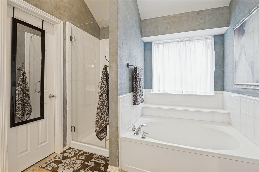 1374 Forest Creek Drive, Lewisville, TX 75067