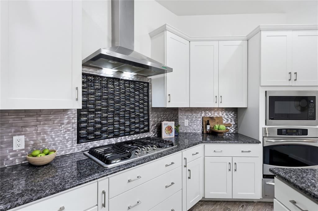 1905 Greenhill Drive, Rowlett, TX 75088