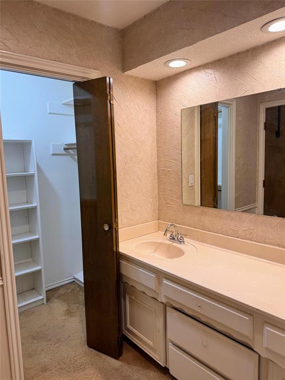 18 Walnut Creek Place, Richardson, TX 75080