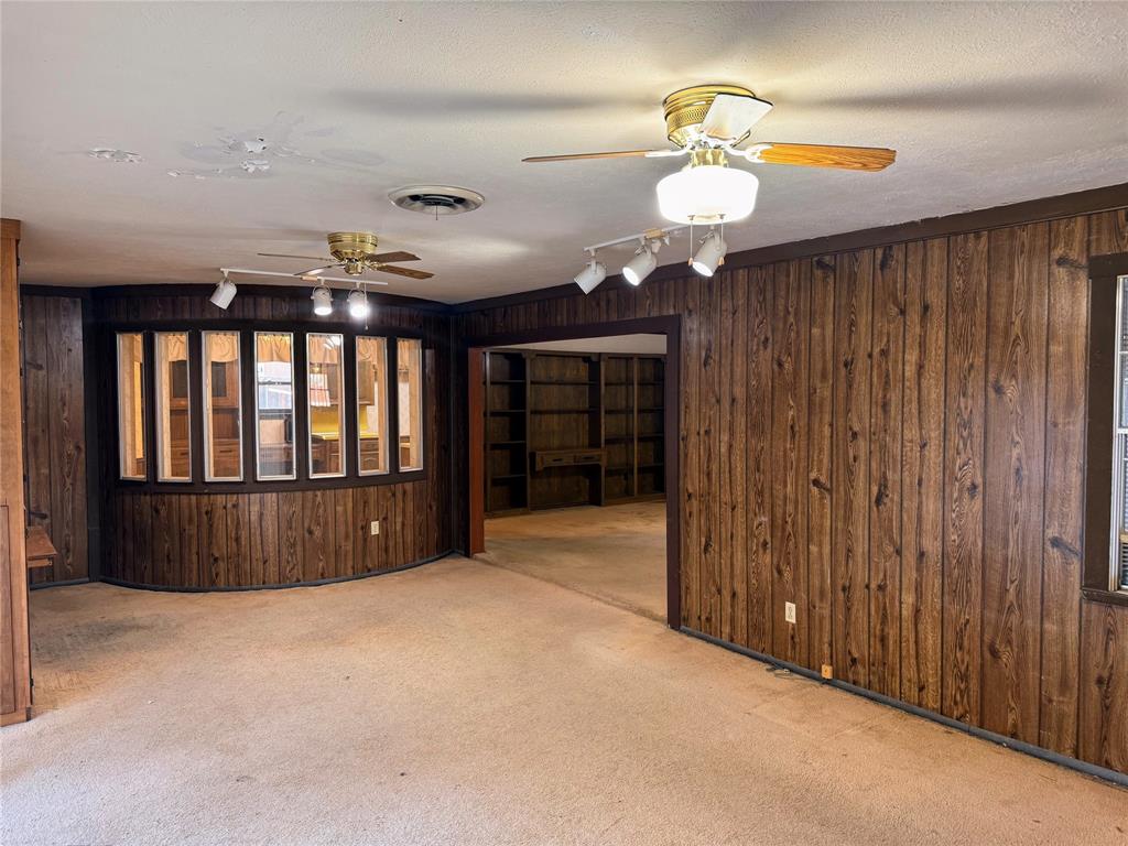 18 Walnut Creek Place, Richardson, TX 75080