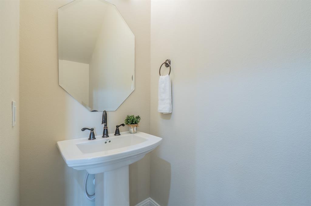 Half bath on 1st Floor