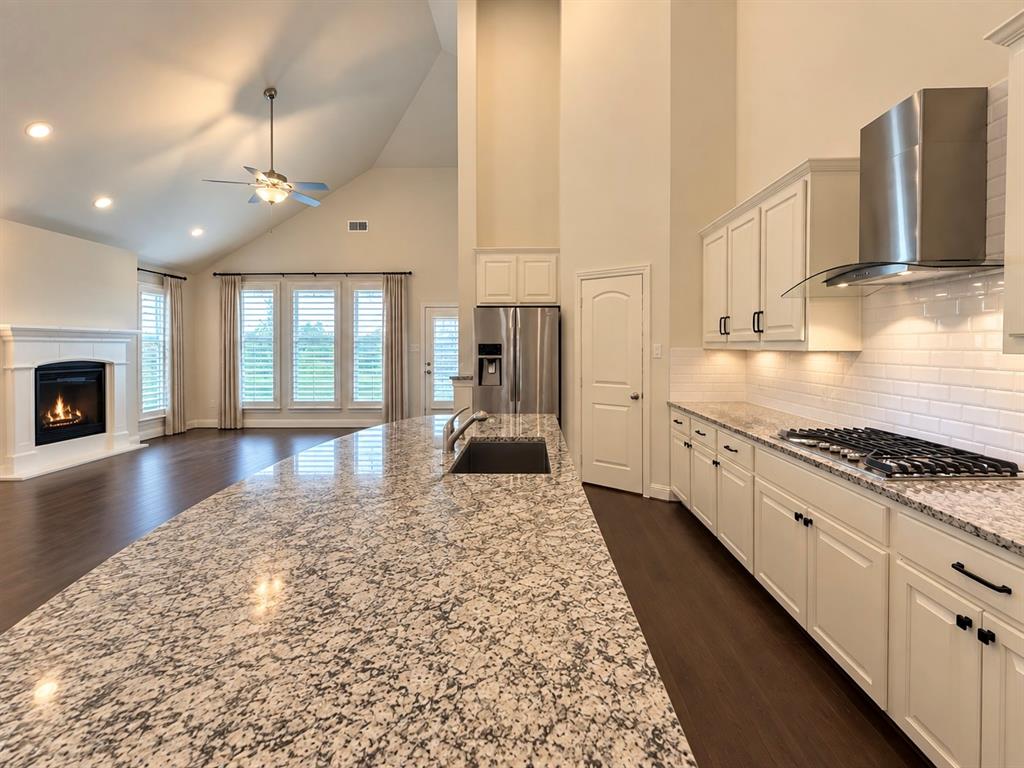 330 Gleneagles Drive, Garland, TX 75040