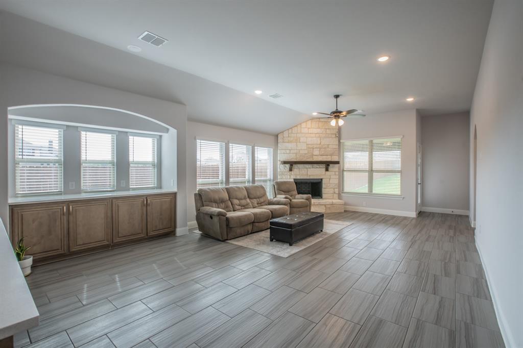 2408 Rileigh Lane, Mansfield, TX 76063