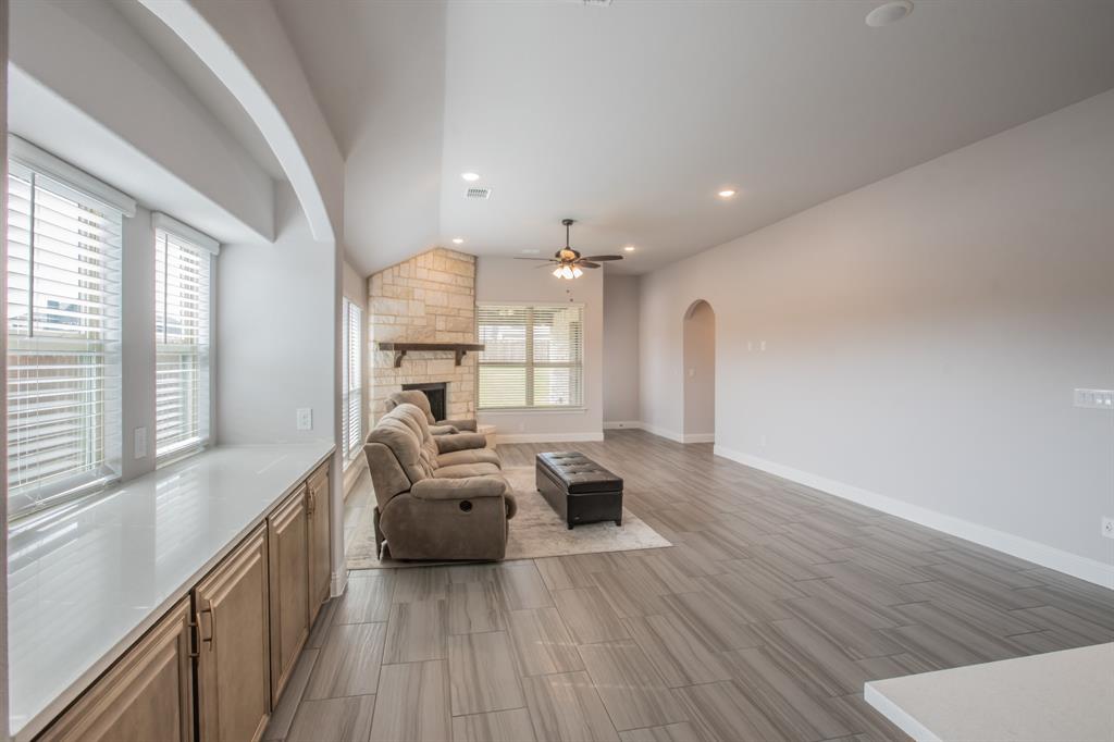 2408 Rileigh Lane, Mansfield, TX 76063