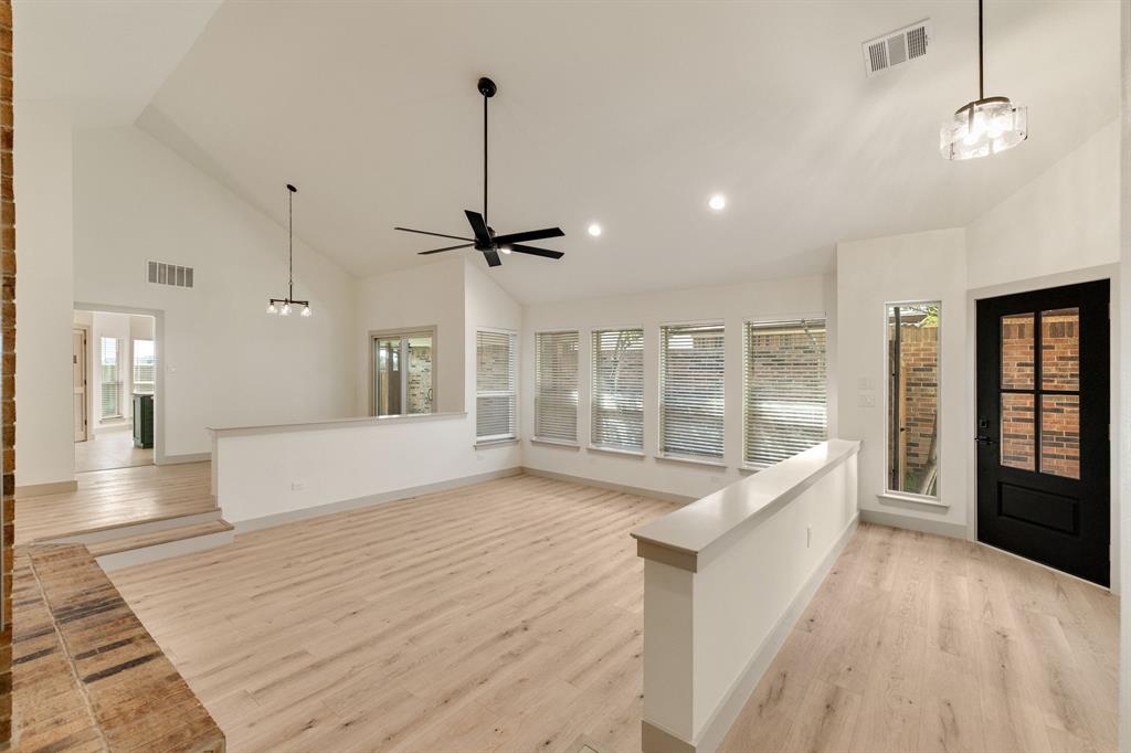 16726 Cleary Circle, Dallas, TX 75248 16726 Cleary Circle, Dallas, TX 75248