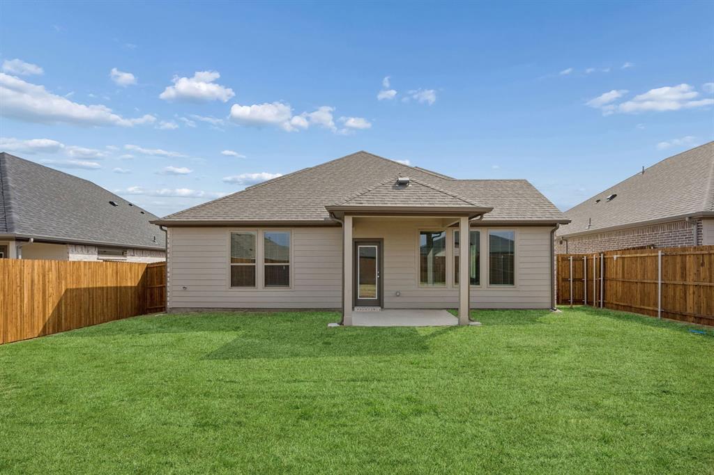Covered Patio in the Stanley II home plan – REPRESENTATIVE PHOTO