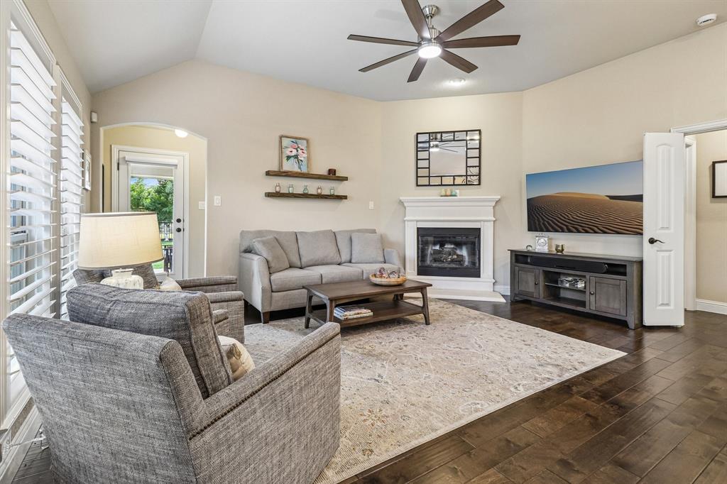 Living Room with Fireplace