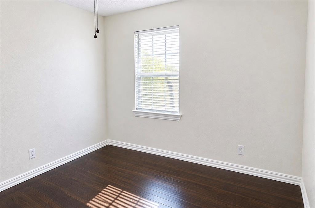 2250 Mail Avenue, Dallas, TX 75235 2250 Mail Avenue, Dallas, TX 75235