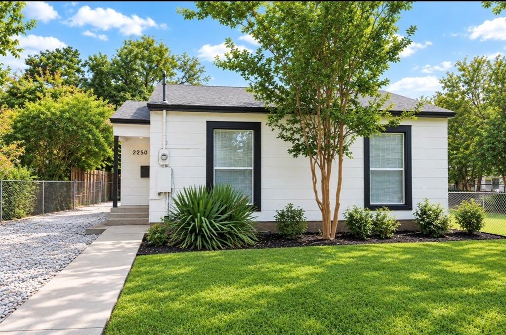 2250 Mail Avenue, Dallas, TX 75235 2250 Mail Avenue, Dallas, TX 75235