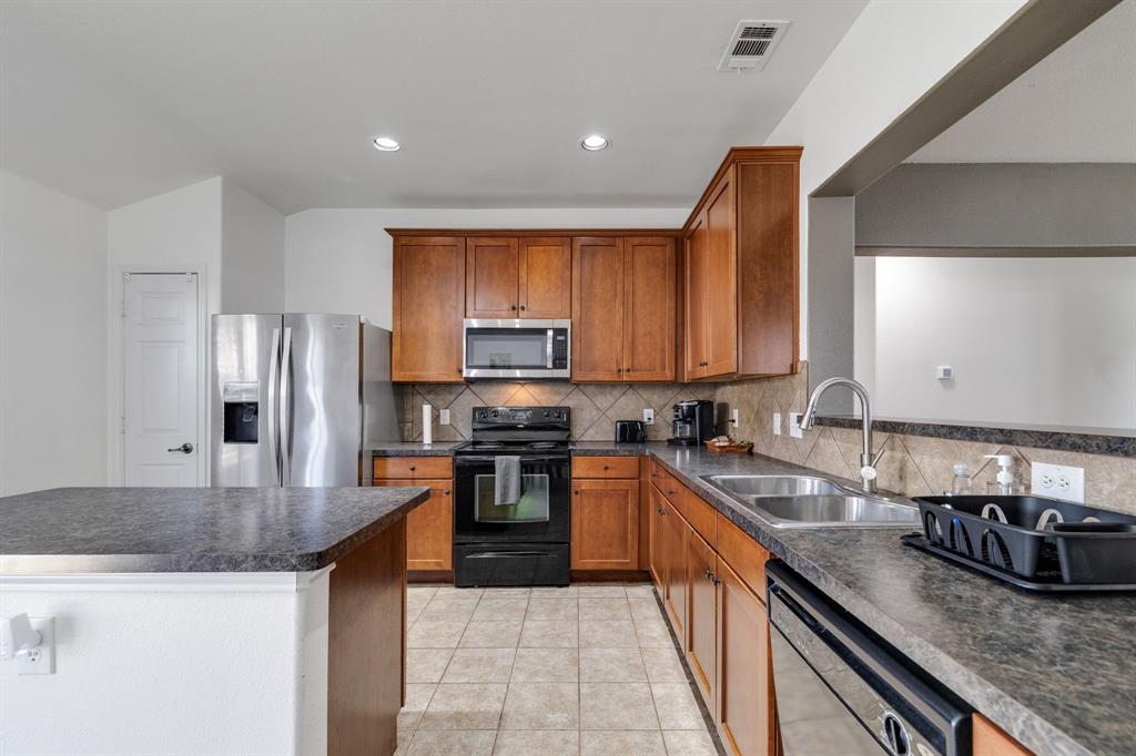 7004 Cotton Seed Drive, McKinney, TX 75070