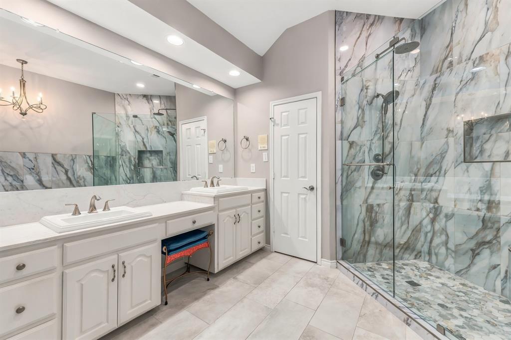 8707 Stonecrest Drive, Irving, TX 75063