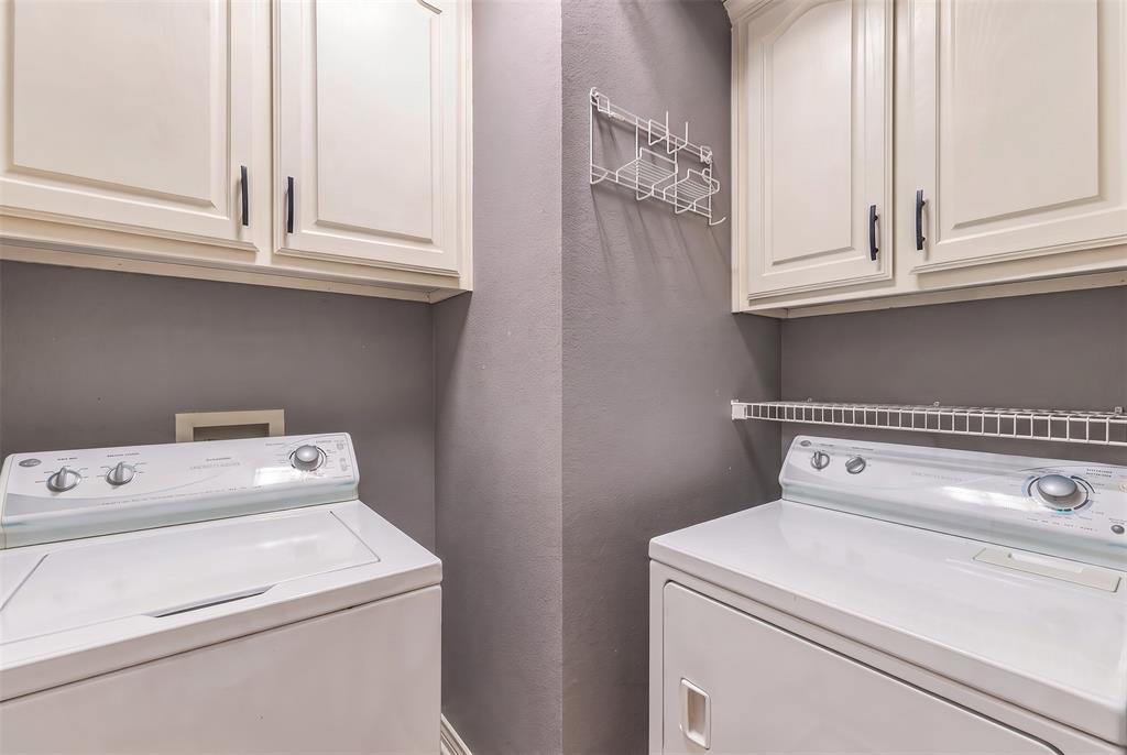 8707 Stonecrest Drive, Irving, TX 75063