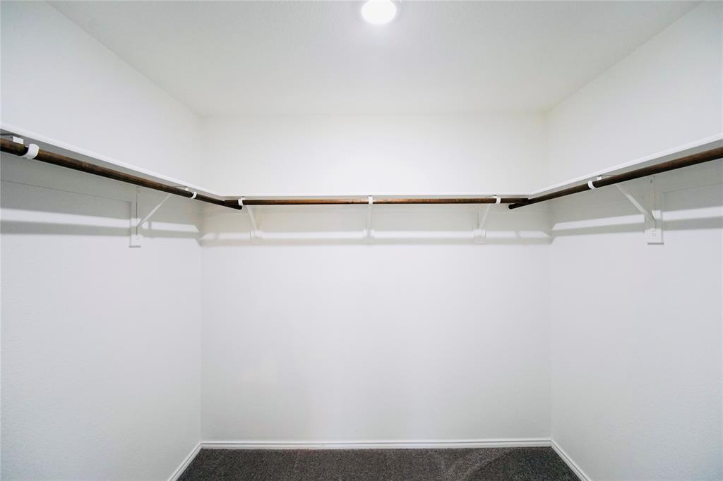 2921 Bronte Boulevard, Heartland, TX 75126