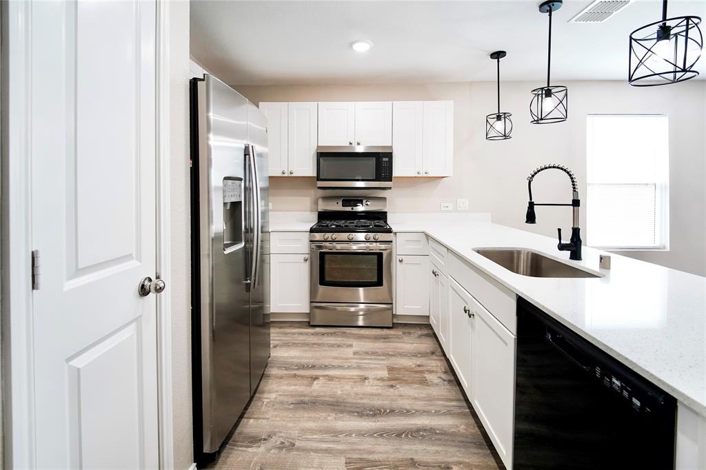 2921 Bronte Boulevard, Heartland, TX 75126