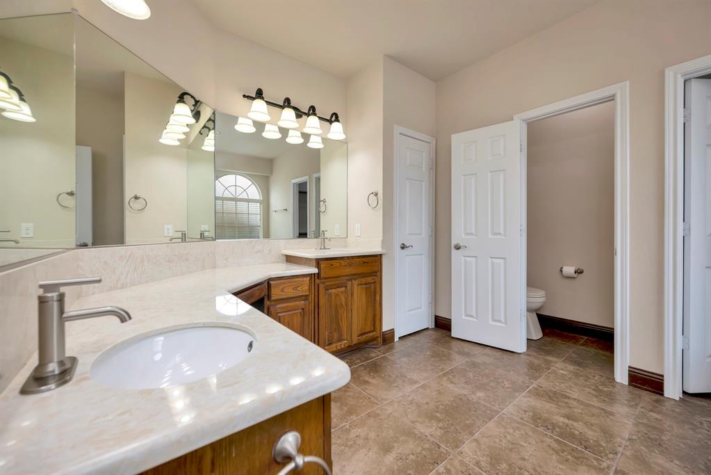 6001 Lacebark Elm Drive, Fort Worth, TX 76123