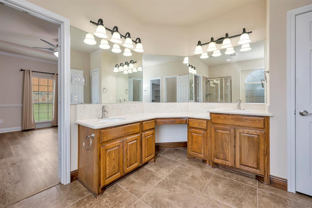 6001 Lacebark Elm Drive, Fort Worth, TX 76123
