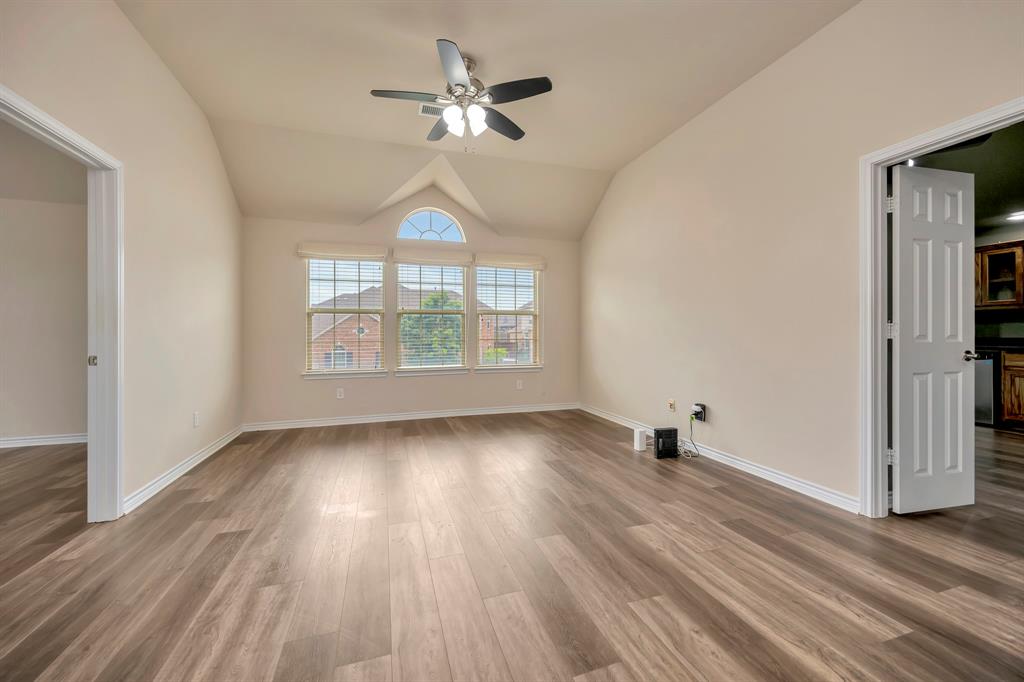 6001 Lacebark Elm Drive, Fort Worth, TX 76123