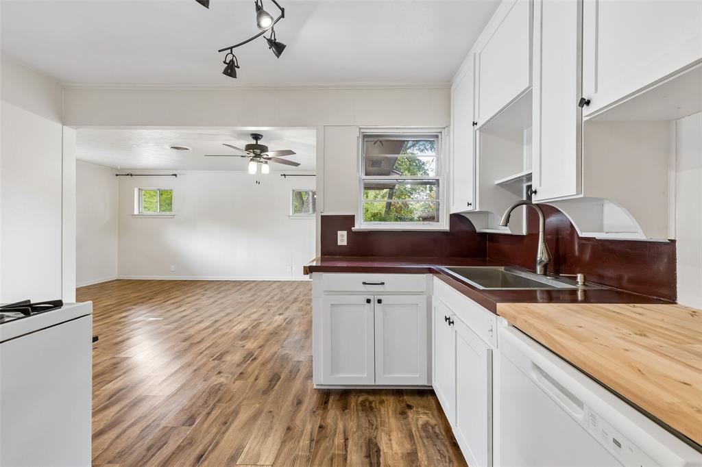 10313 Pinecrest Drive, Dallas, TX 75228