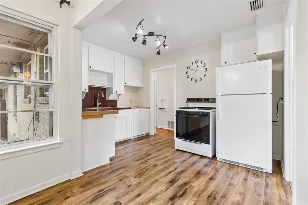 10313 Pinecrest Drive, Dallas, TX 75228