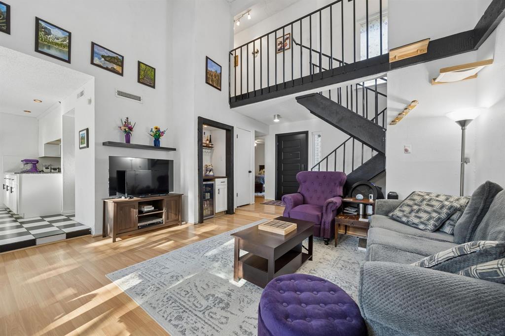 2958 Country Place Circle, Carrollton, TX 75006 2958 Country Place Circle, Carrollton, TX 75006