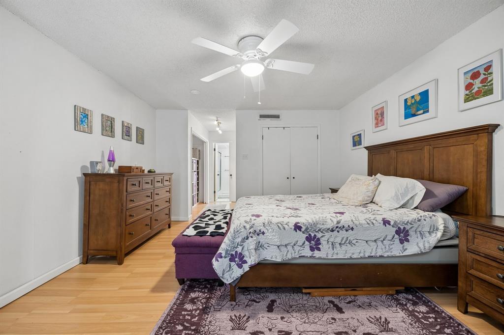 2958 Country Place Circle, Carrollton, TX 75006