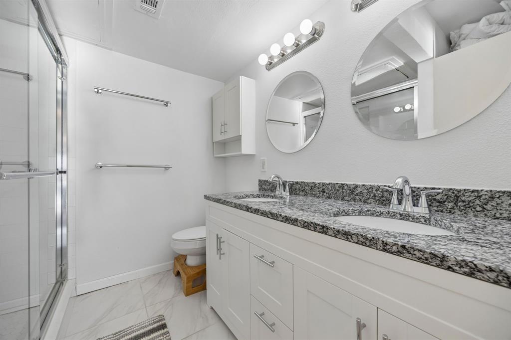 2958 Country Place Circle, Carrollton, TX 75006