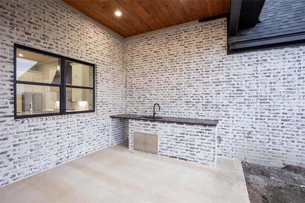 206 Knights Crossing Road, Lorena, TX 76655