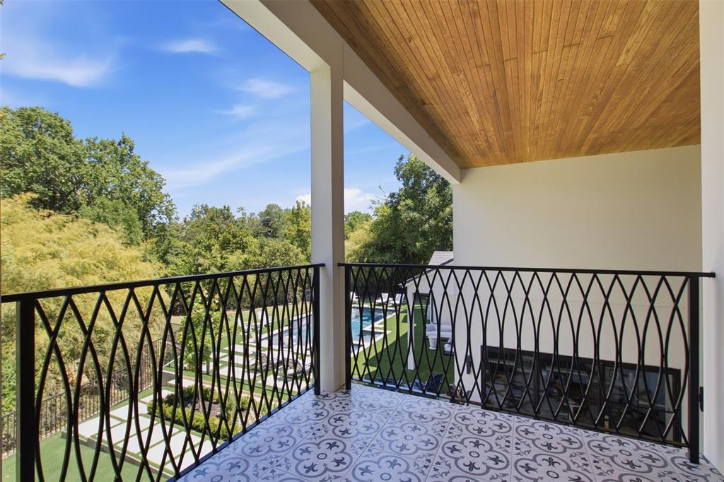 4923 Crooked Lane, Dallas, TX 75229