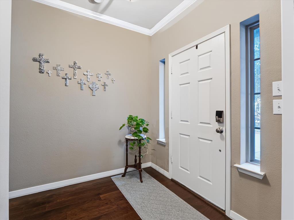 3894 Everwood Lane, Addison, TX 75001